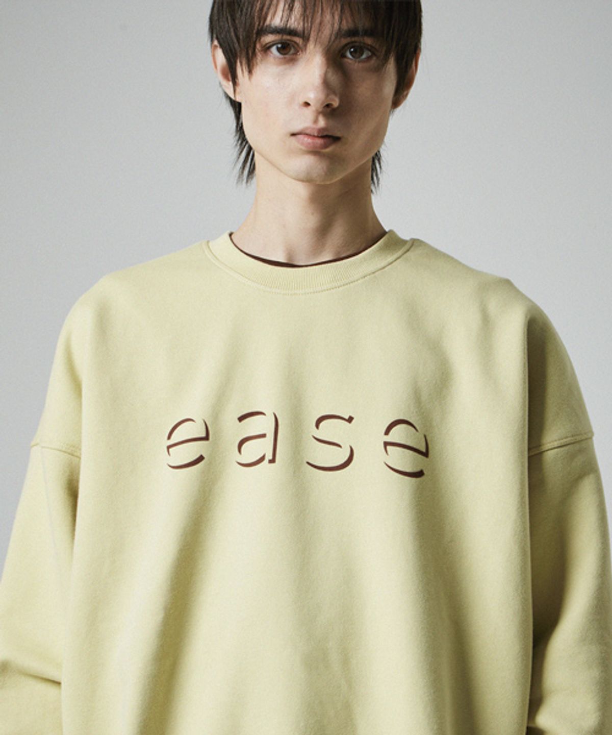 이즈(EASE) ESSENTIAL SWEATSHIRTS_BUTTER