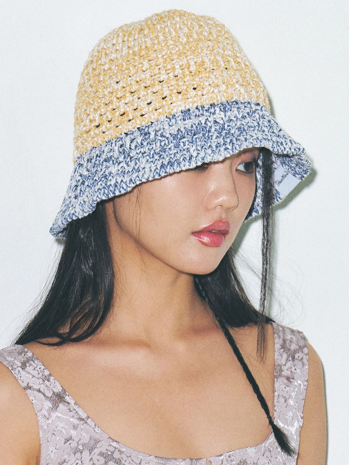포에지담(POESIEDAME) RING KNIT BUCKET HAT IN DANDELION