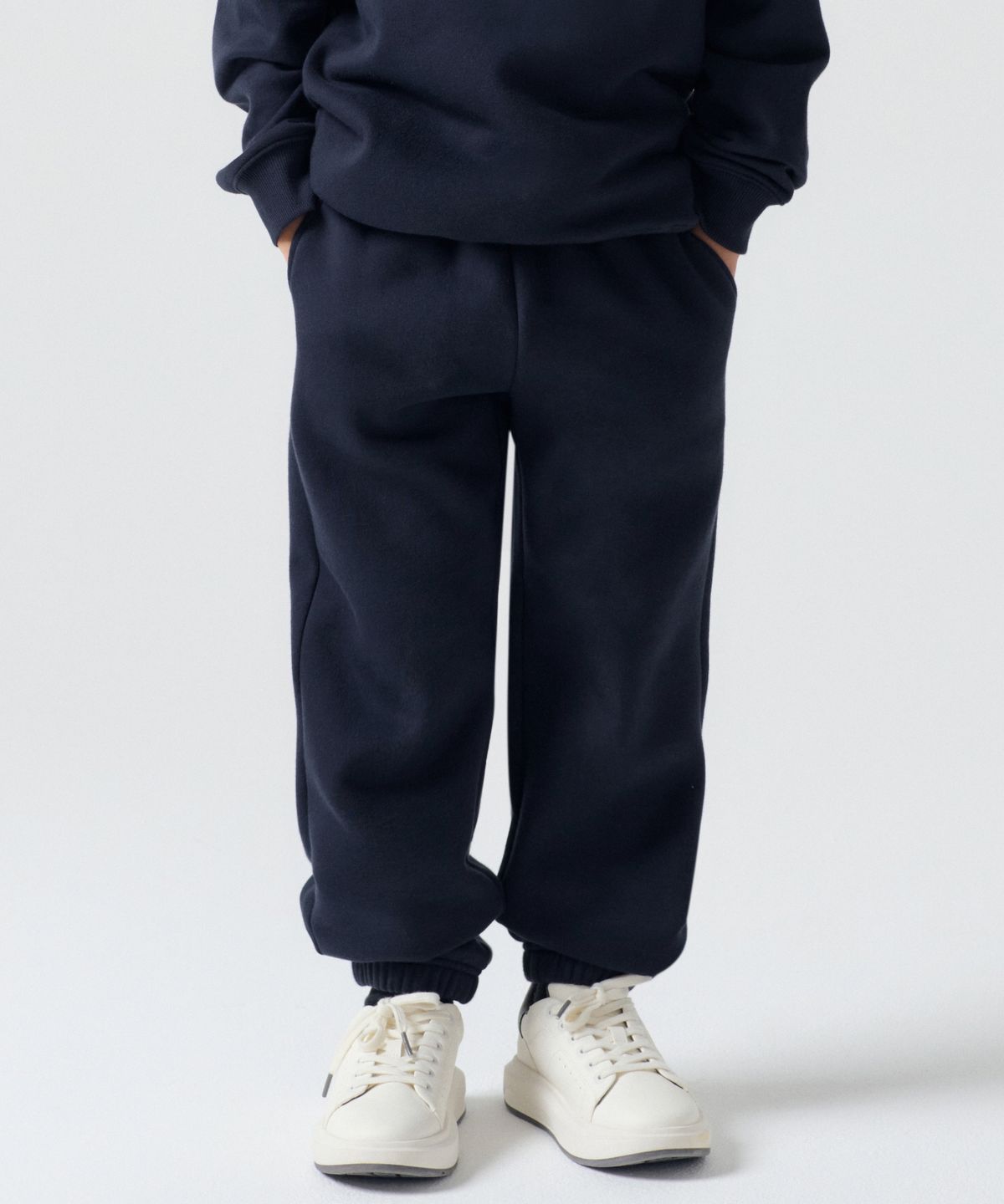 무신사 스탠다드 키즈(MUSINSA STANDARD KIDS) 기모 스웨트 팬츠 [네이비]