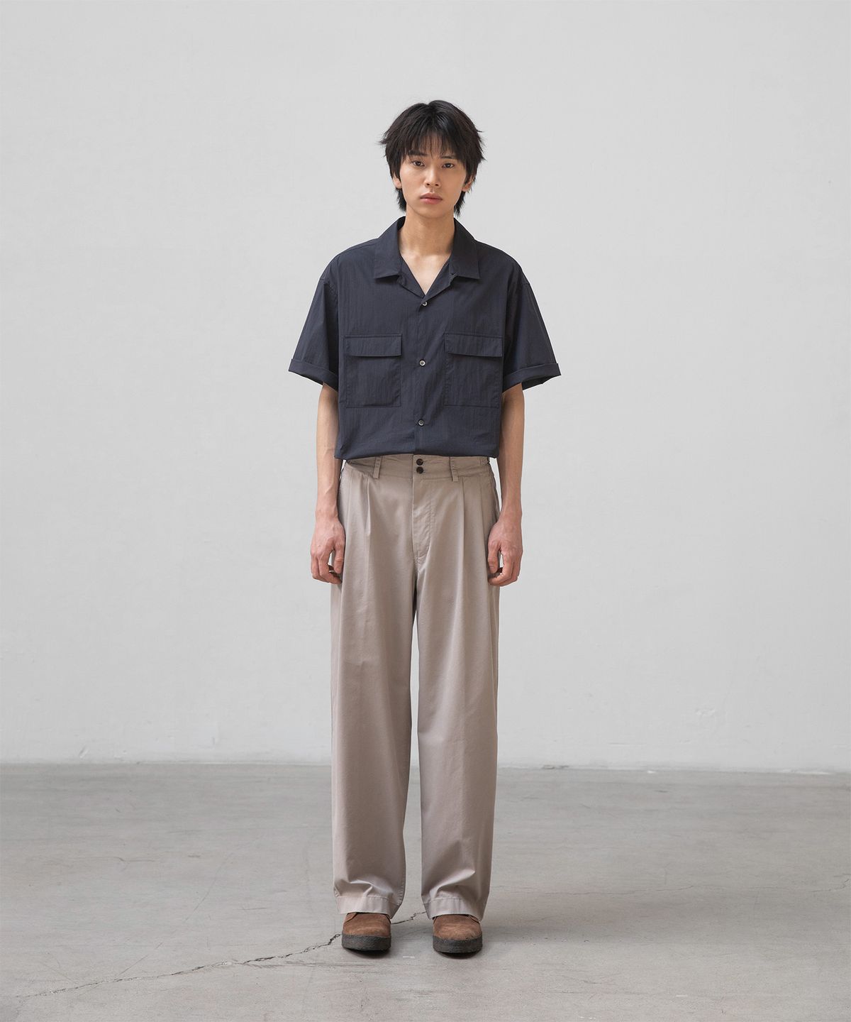 어나더 오피스(ANOTHER OFFICE) [SS] Santiago Chino Pants (Universal-Khaki)