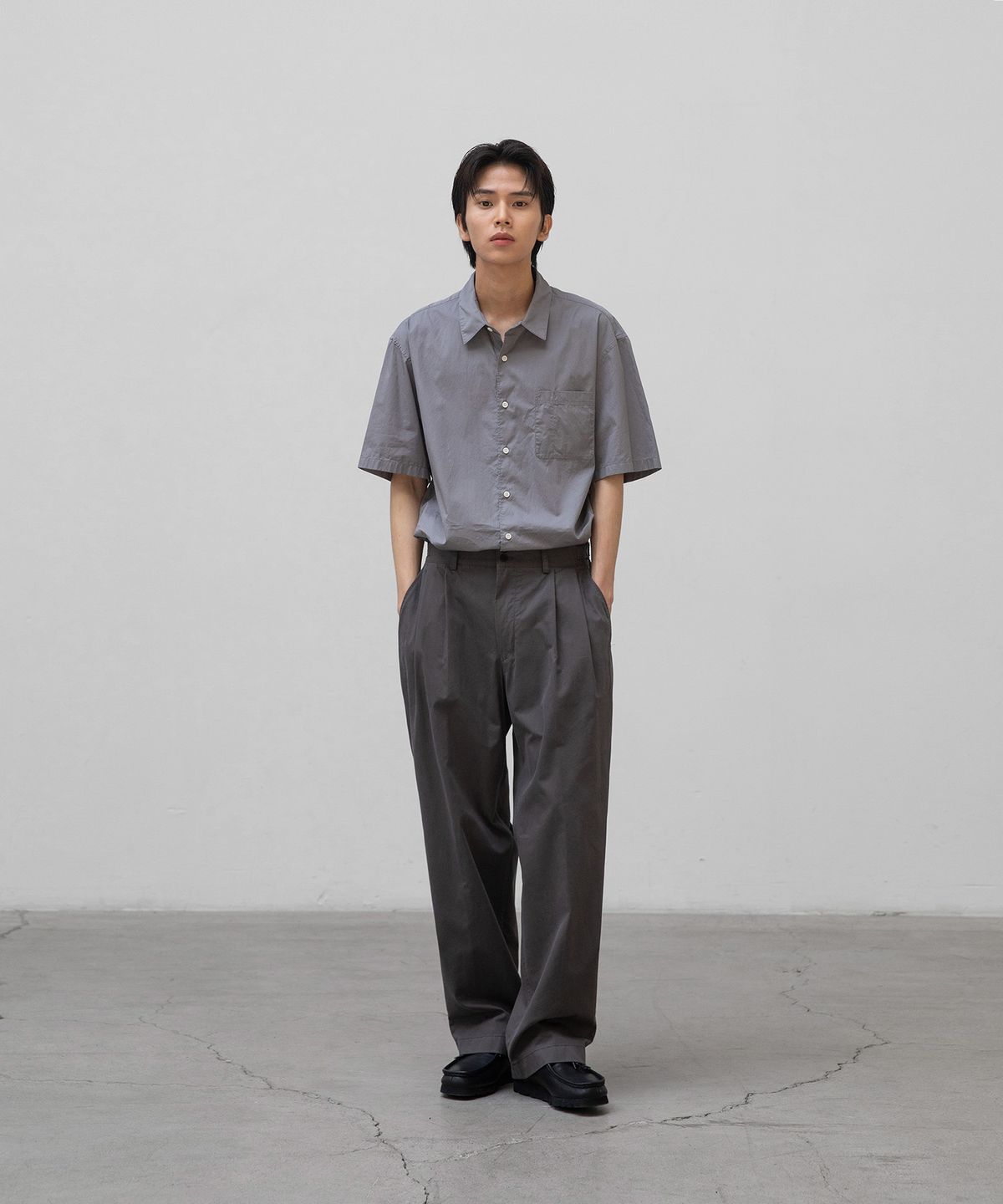 어나더 오피스(ANOTHER OFFICE) [SS] Santiago Chino Pants (Graphite)