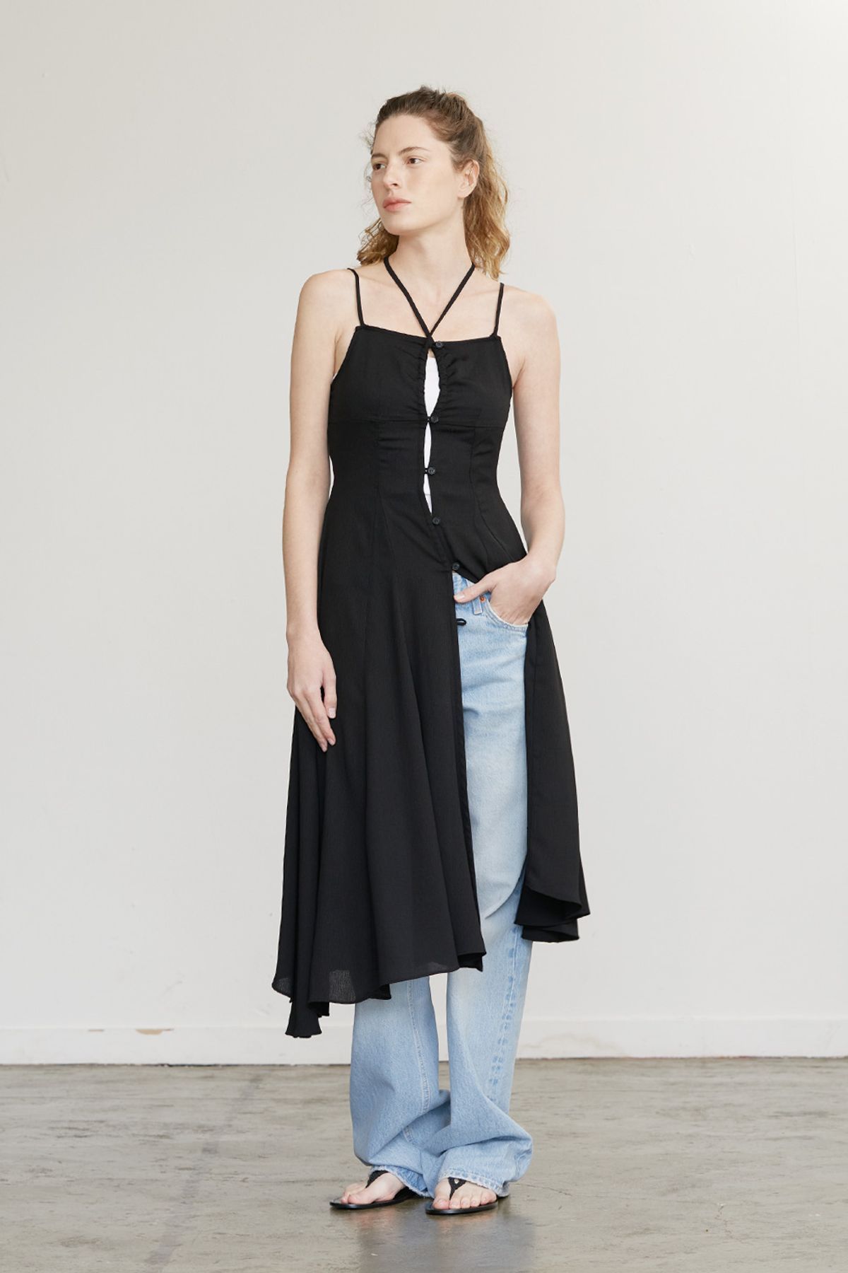 애프터아워즈(AFTERHOURS) OPEN LAYERED FRILL DRESS (BLACK)