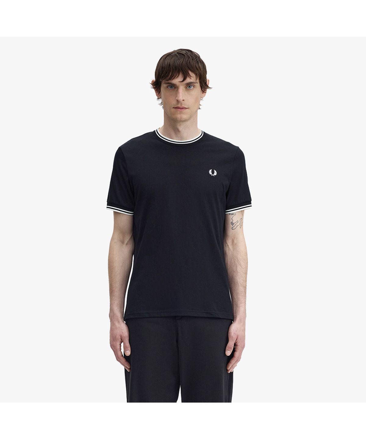 프레드페리(FRED PERRY) [Baseline] 트윈 팁 티셔츠 - 블랙 M1588-102