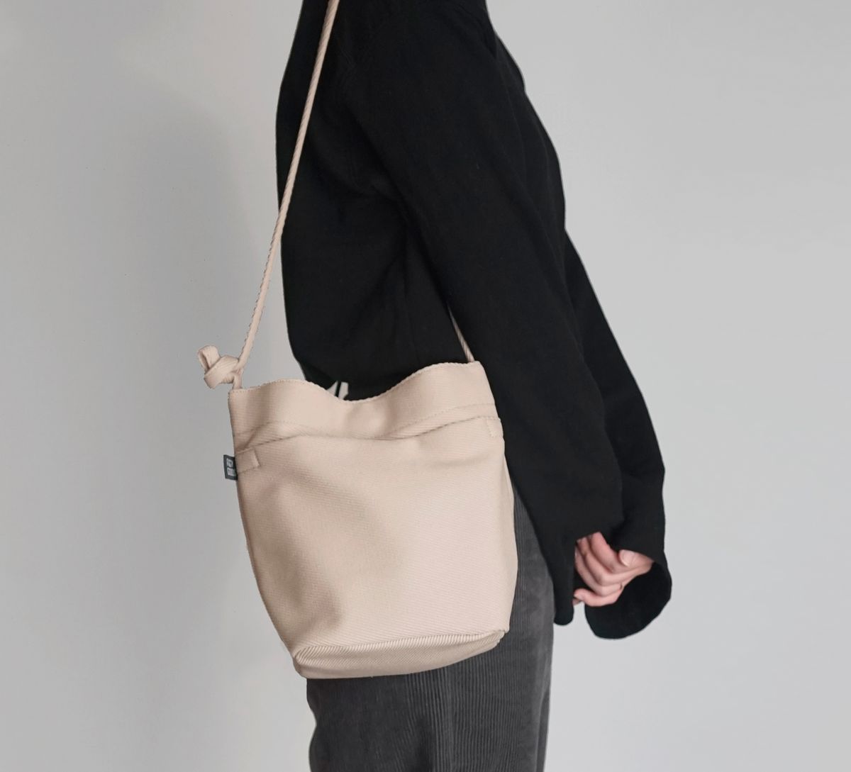 피기굿즈(FIGGY GOODS) 트윌 미니 버킷백 (beige)