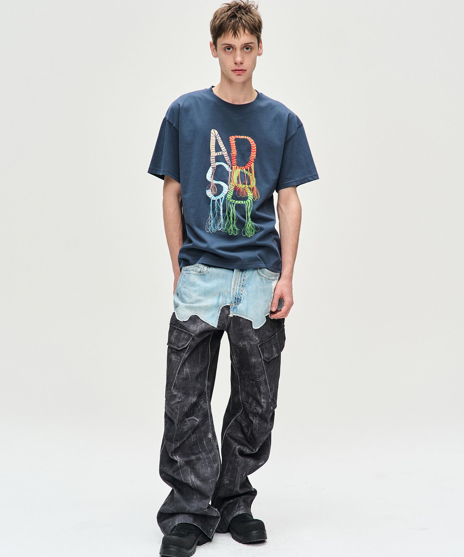 ★ANDERSSON BELL★ プリントデニムパンツ Andersson Bellのブルー トロンプルイユ プリント ジーンズが