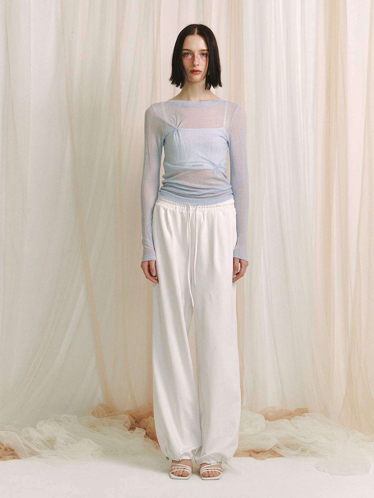 민더리(MEENDERI) SIGNATURE JOGGER PANTS - WHITE