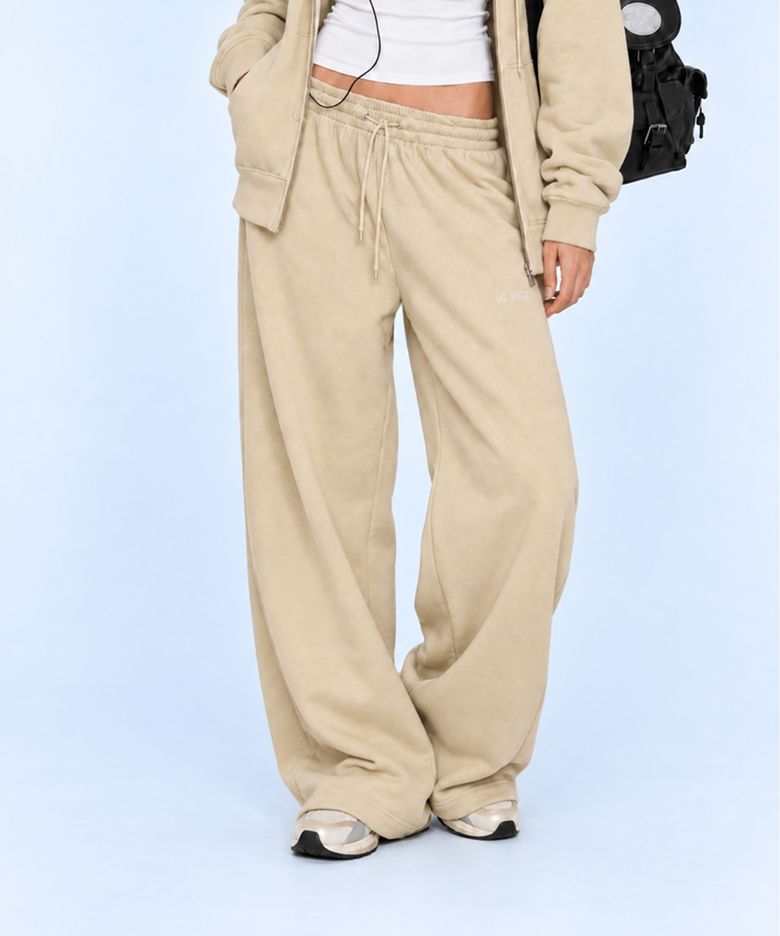 Melting Heart Candy Sweatpants Yellow