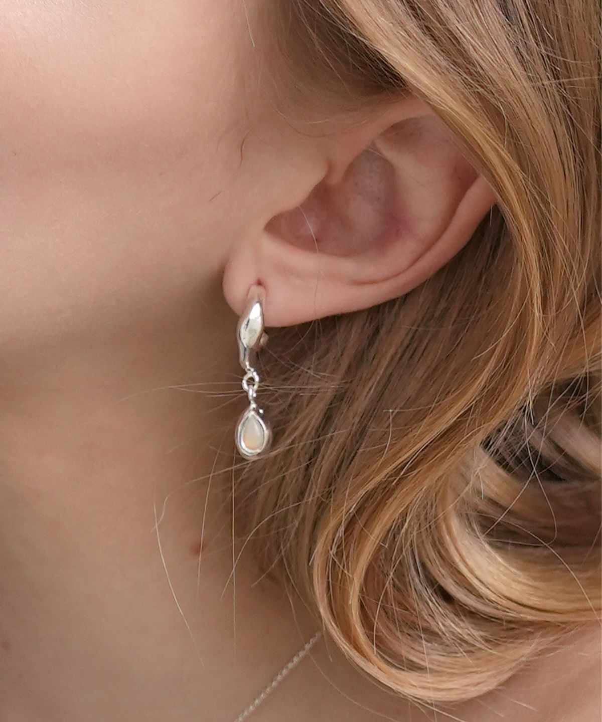 레인디어(REINDEER) GENTLE STONE EARRING 06