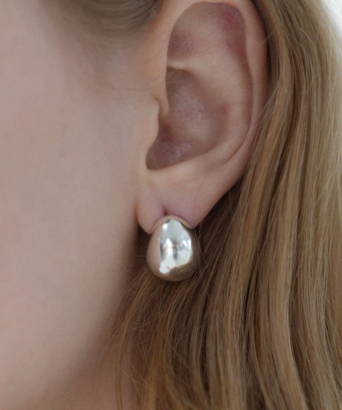 레인디어(REINDEER) GENTLE STONE EARRING 08
