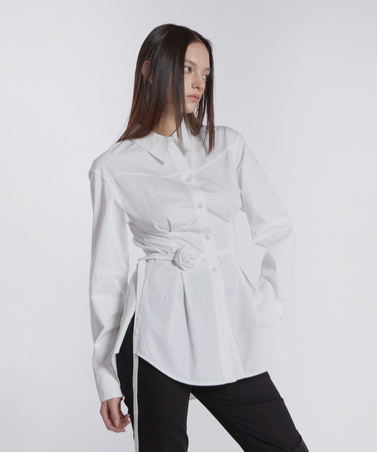 진주유즈(JINJUSE) PINTUCK ROSE BELT SHIRT[WHITE]