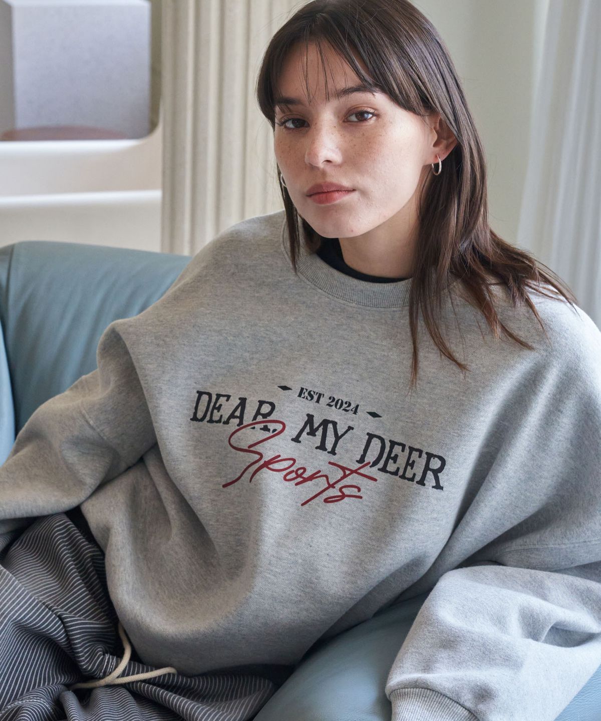 디어마이디어(DEARMYDEER) Sports Logo sweatshirt_ Grey