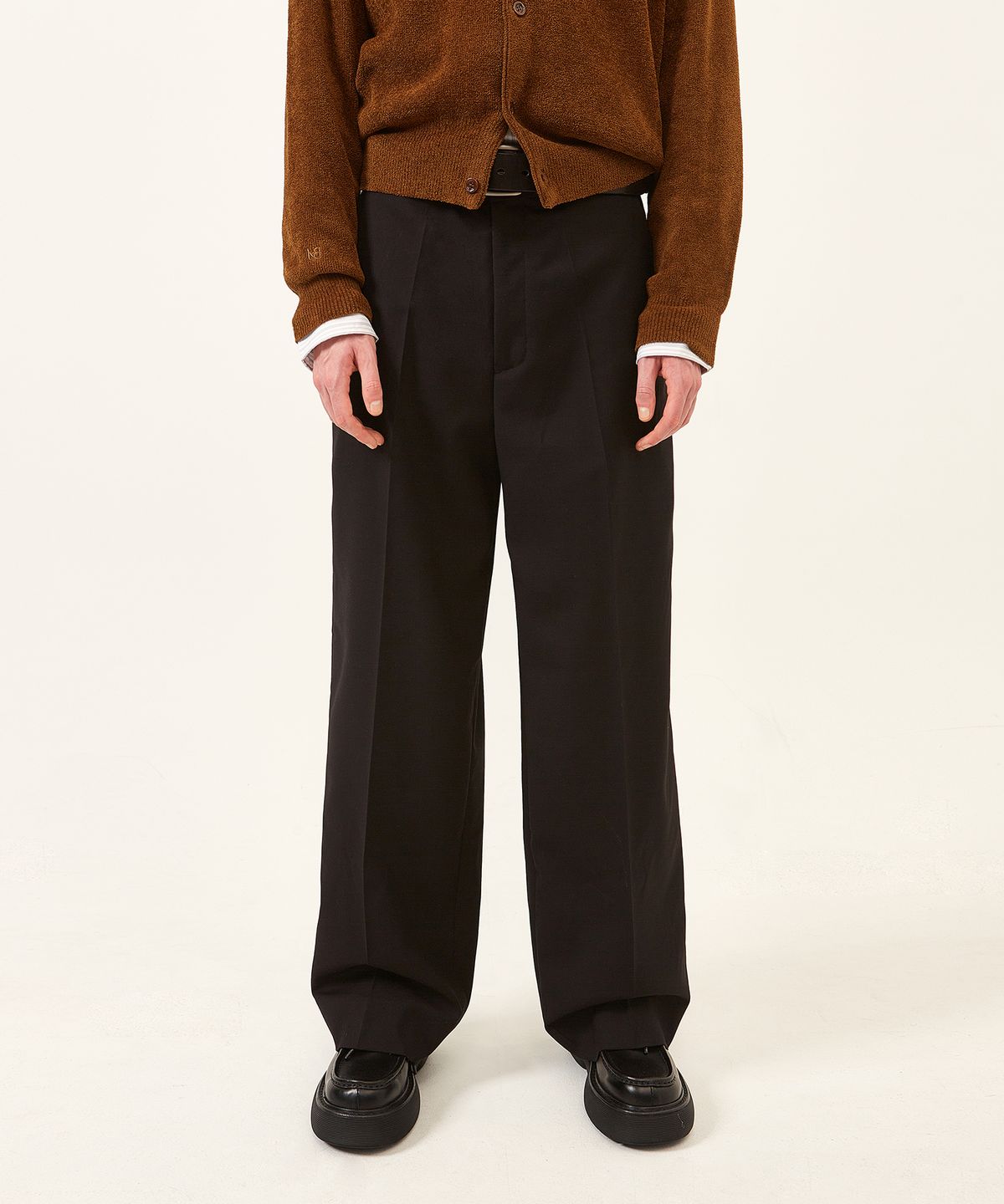 라벨아카이브(LABELARCHIVE) Ator wide fit pants black