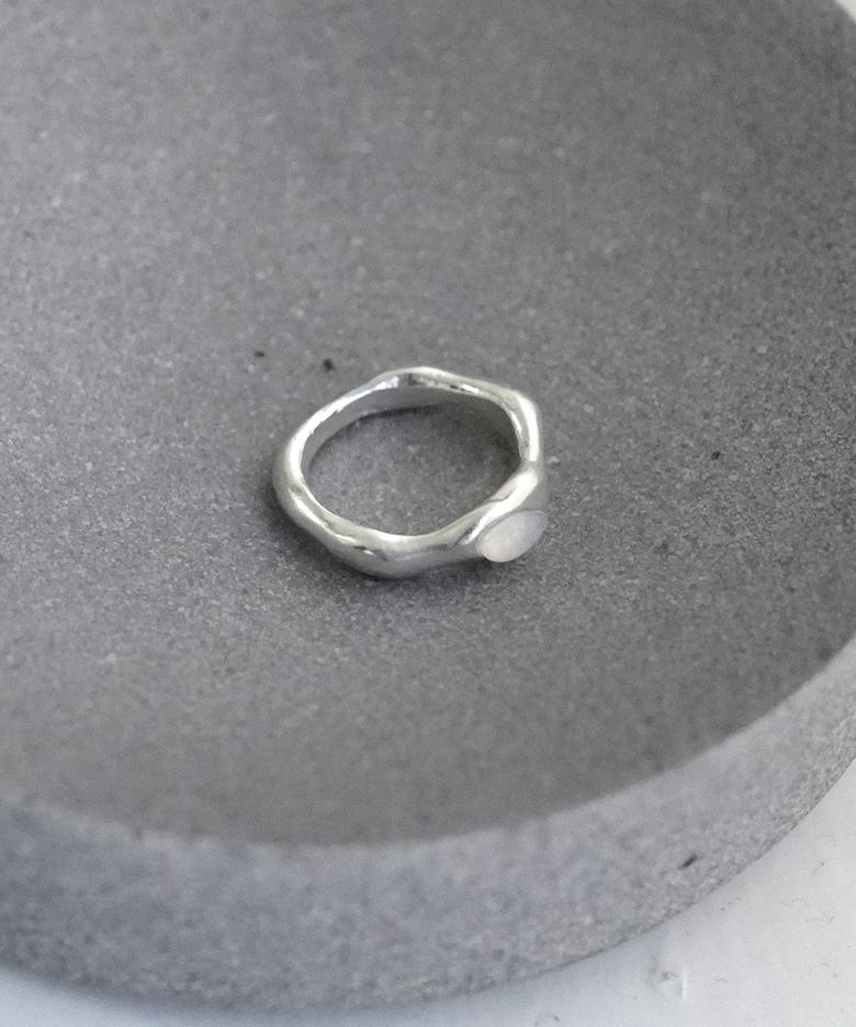 GENTLE STONE RING 04