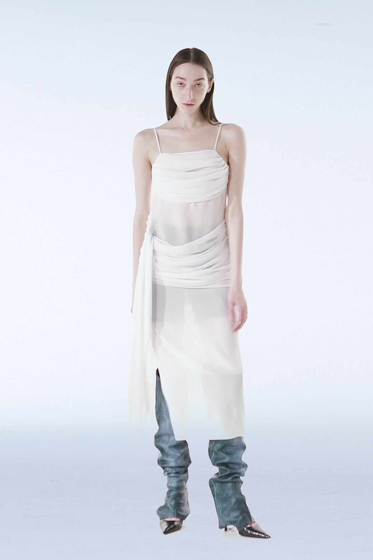 더발론(THE BALLON) MAXI SHIRRING SLEEVELESS DRESS