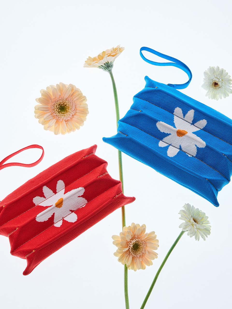 ★TOUT Y EST★ Lucky Pleats Knit Pouch S Daisy Garden ALL 0J MUSINSA | JOSEPH AND STACEY Lucky Pleats Knit Pouch S Daisy