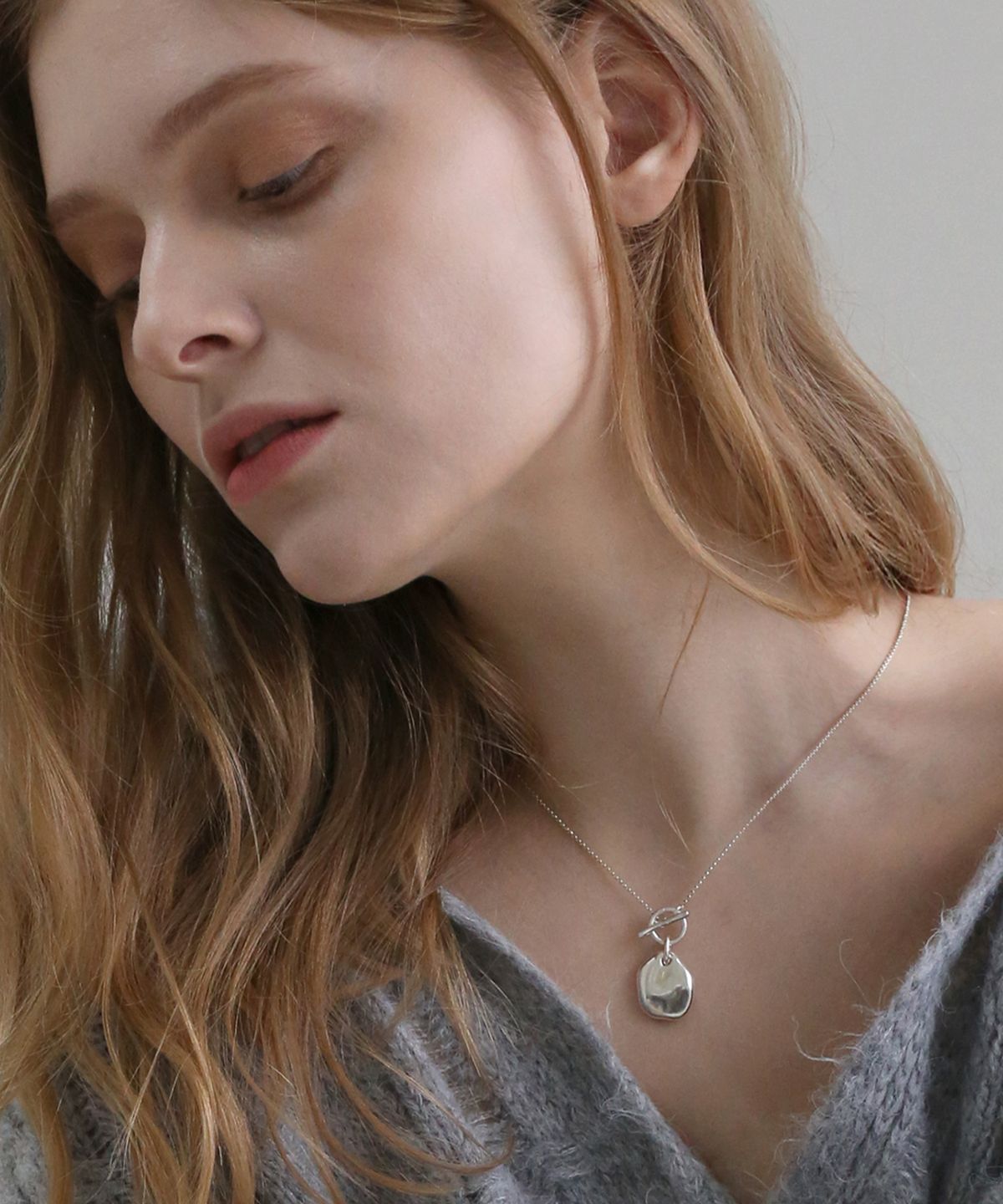 레인디어(REINDEER) GENTLE STONE NECKLACE 01