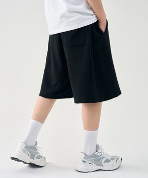 컴피 인버티드 플리츠 스웻 하프 팬츠 [BLACK]