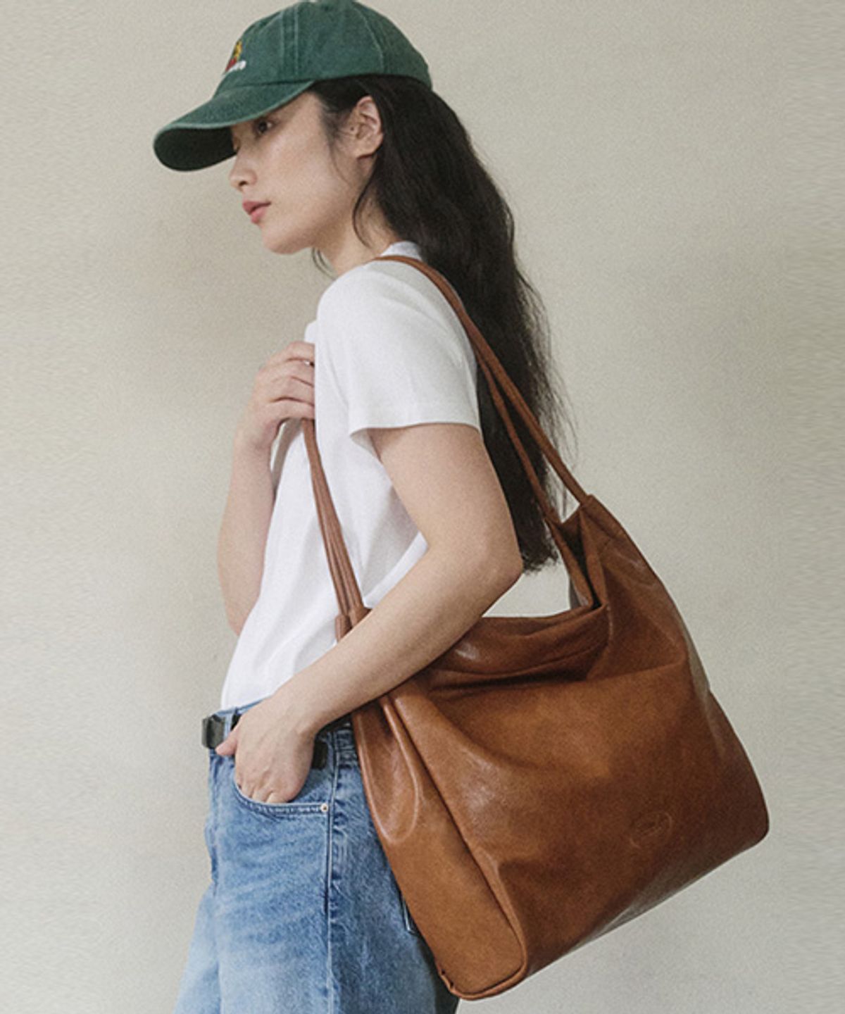 드메이커(DEMAKER) Big Marée shoulder bag-caramel