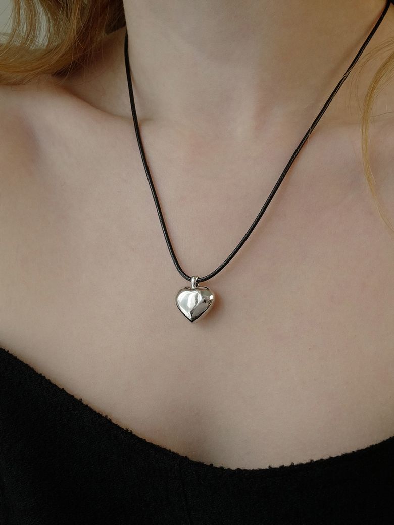 bold heart necklace
