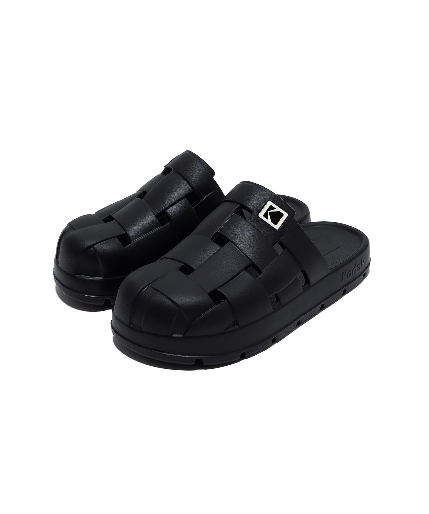 ★MATIN KIM★BUCKLE EYELET SLIPPERS BUCKLE EYELET SLIPPERS IN SILVER – Matin Kim
