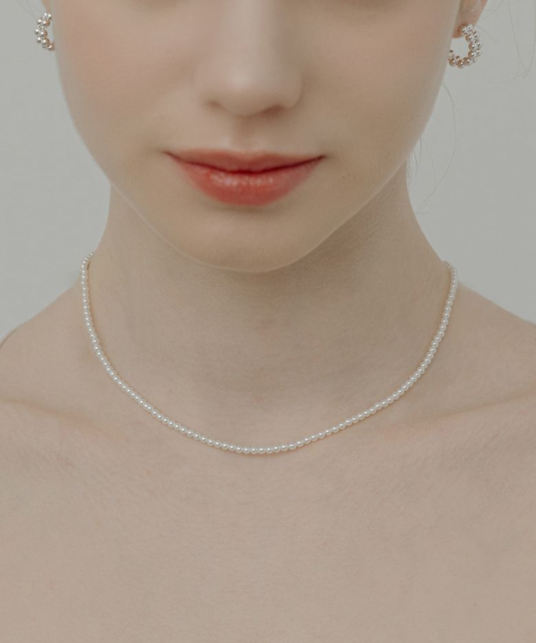 WE014 Mini pearl necklace