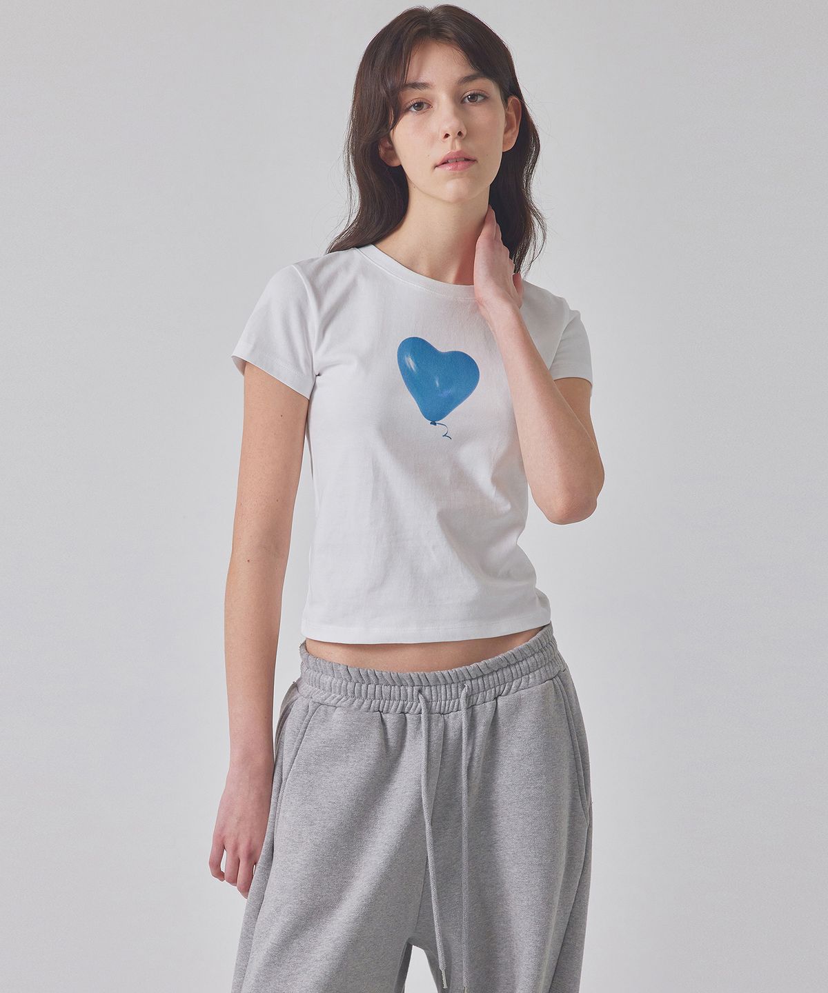 탑걸(TOPGIRL) HEART-SHAPED BALOON-PRINTED T-SHIRT_T416TP103