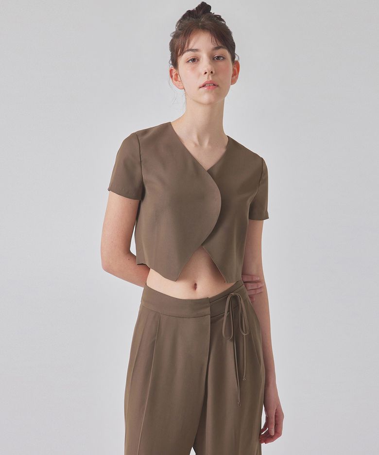 CURVED LINE SHORT SLEEVE JACKET_T416OT800