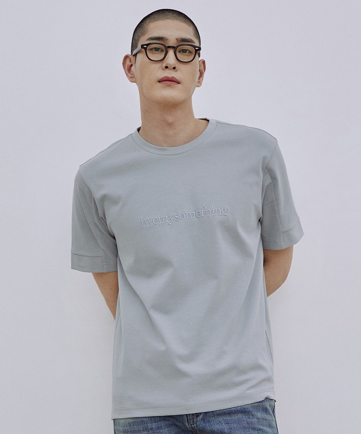애드호크(ADHOC) 남성 분또 레터링 반팔 라운드 티셔츠 (LT-BLUE) (HA4ST01-42)
