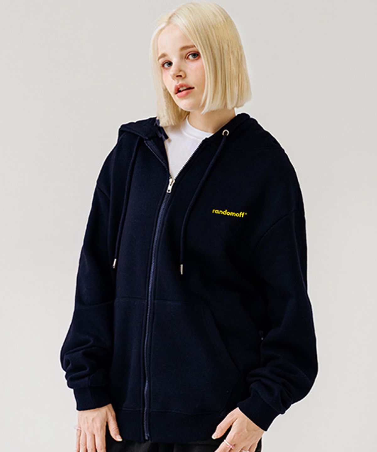 랜덤오프(RANDOMOFF) BASIC LOGO MINI 후드집업 [네이비]
