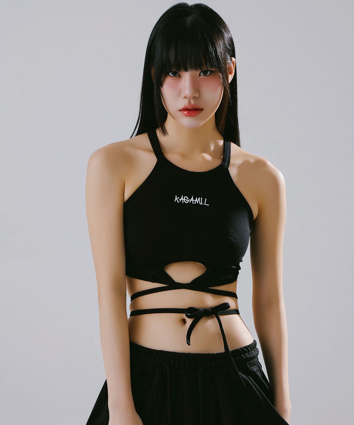 카가미엘(KAGAMI.L) LACE UP CROP TOP BLACK