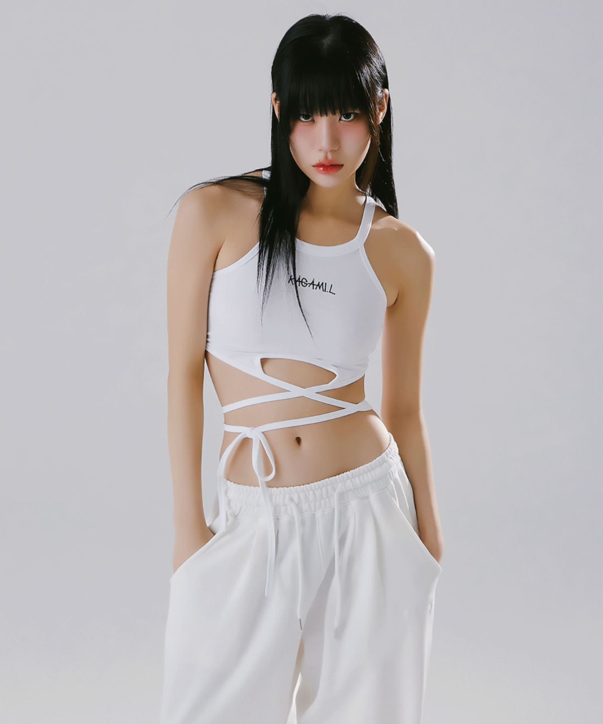 카가미엘(KAGAMI.L) LACE UP CROP TOP WHITE