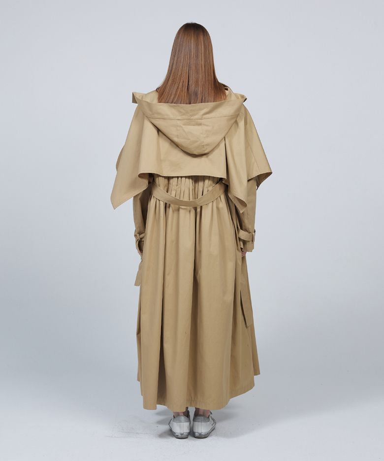 Back pleats long trench coat
