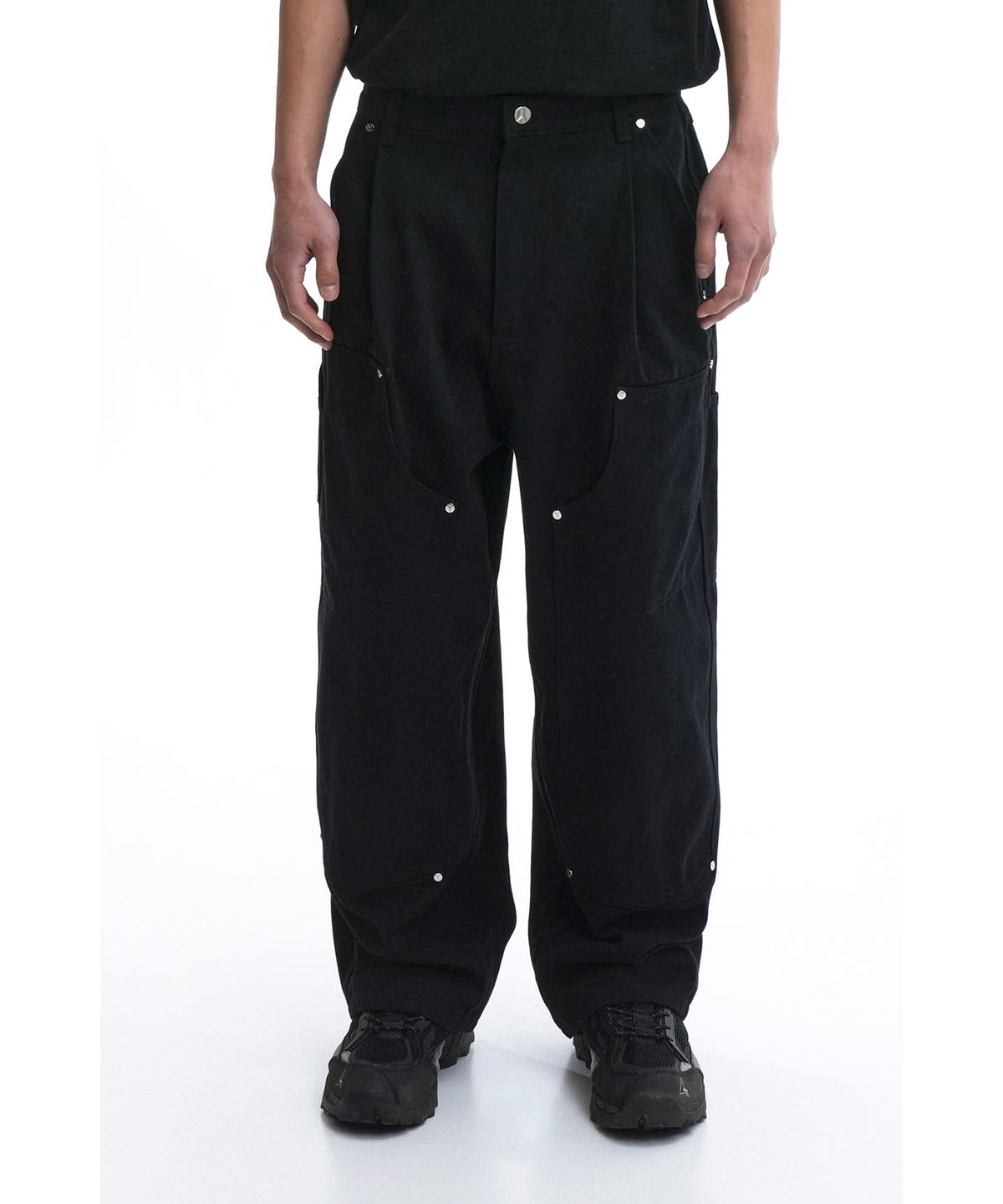 오픈야드(오와이)(OPENYARD(OY)) CARPENTER TUCK PANTS-BLACK