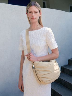 시에라 벌룬 숄더백 미디움 LW4SE5320_DS