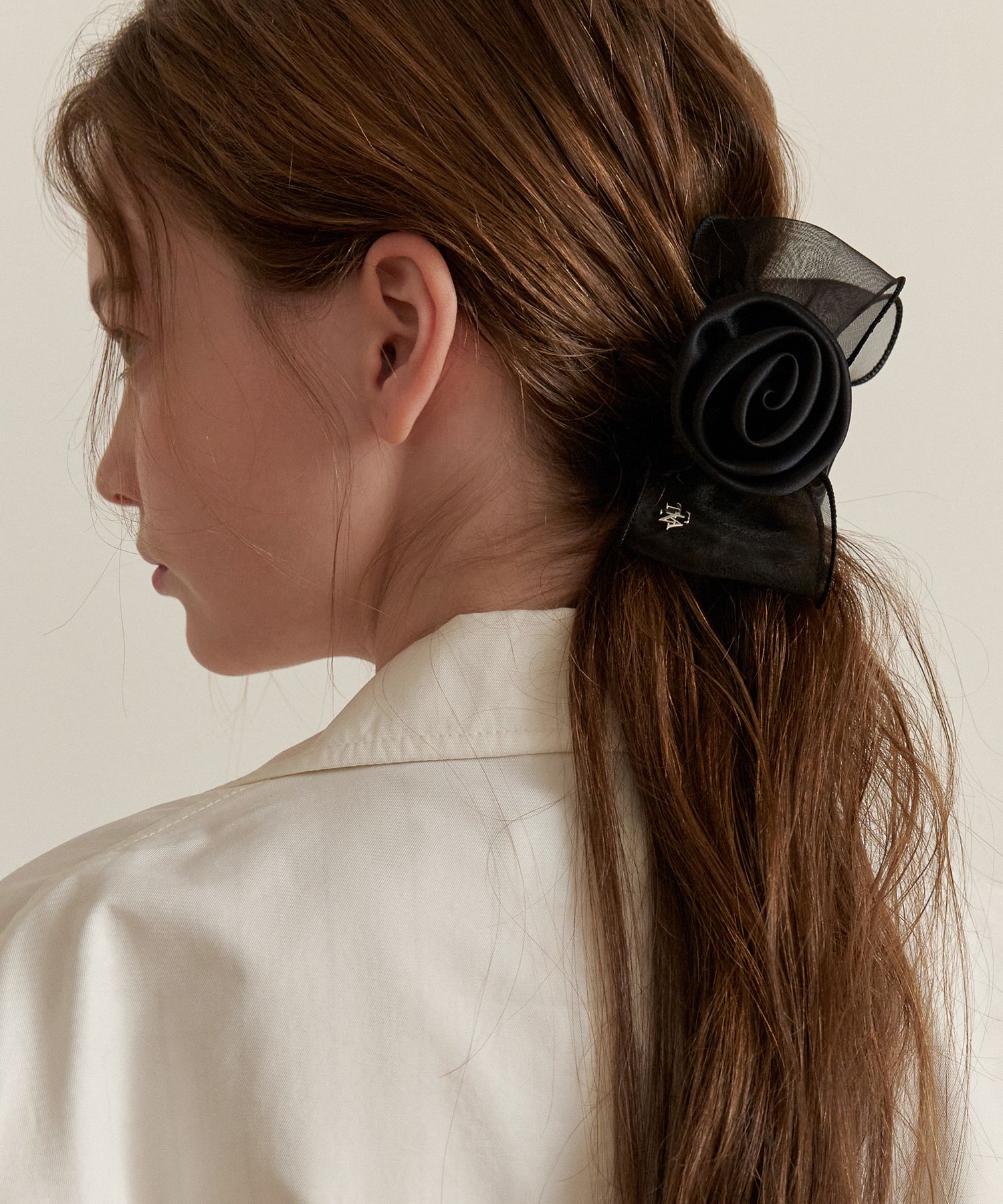 ヘアアクセサリー TATIANA Black Swan Ribbon Hair Crow Clip HB2254 MUSINSA | TATIANA Black Swan Ribbon Hair Cropped Clip HB2254