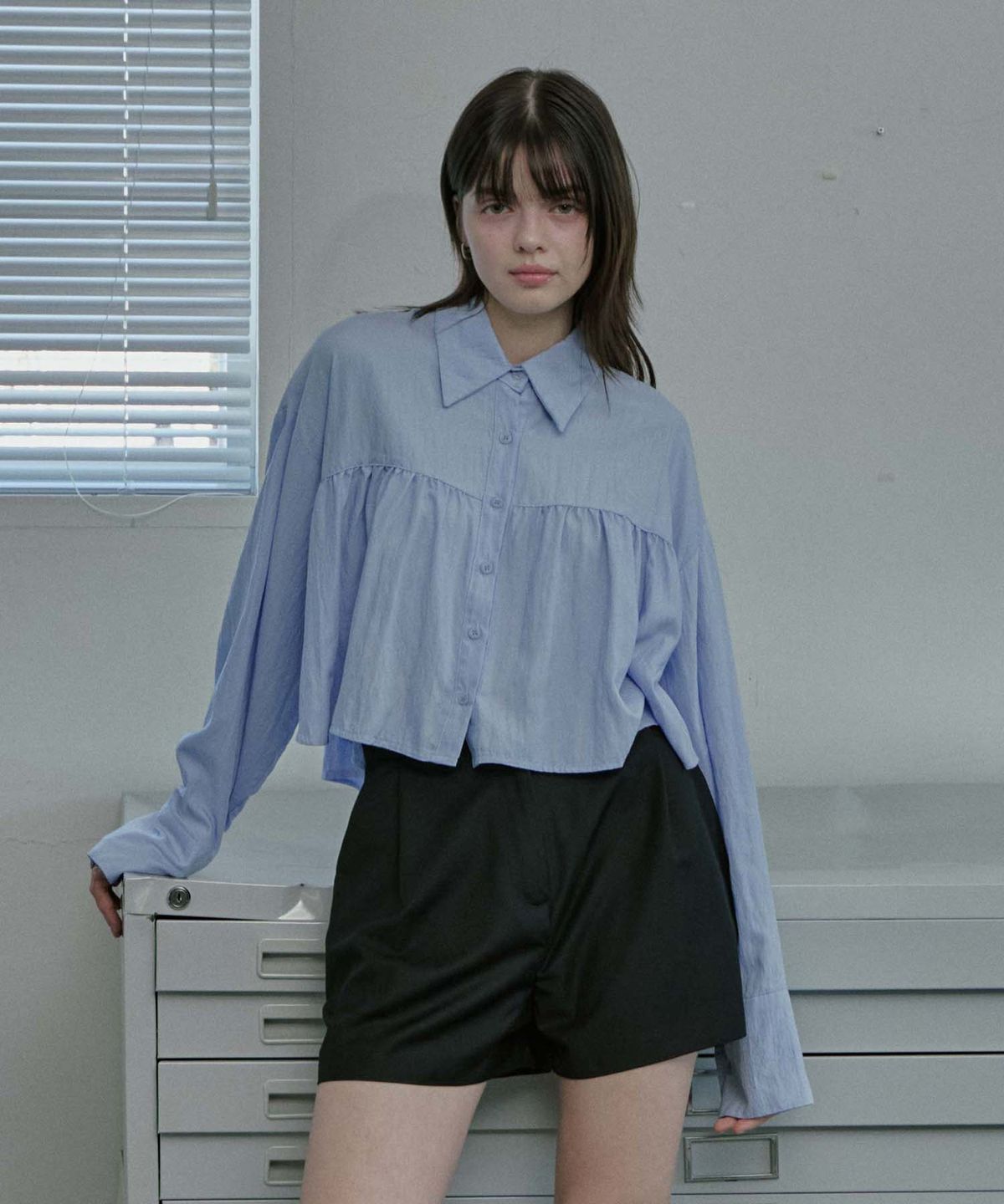 무아르모아(MOIREMOA) Shirring Layered Blouse-Blue
