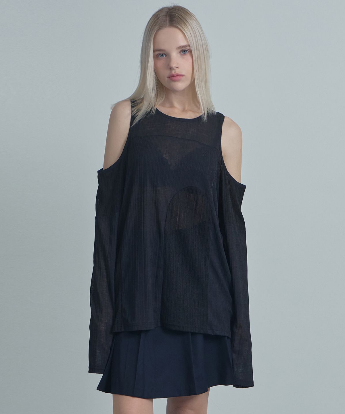 무아르모아(MOIREMOA) off-shoulder loose T-shirt-Black
