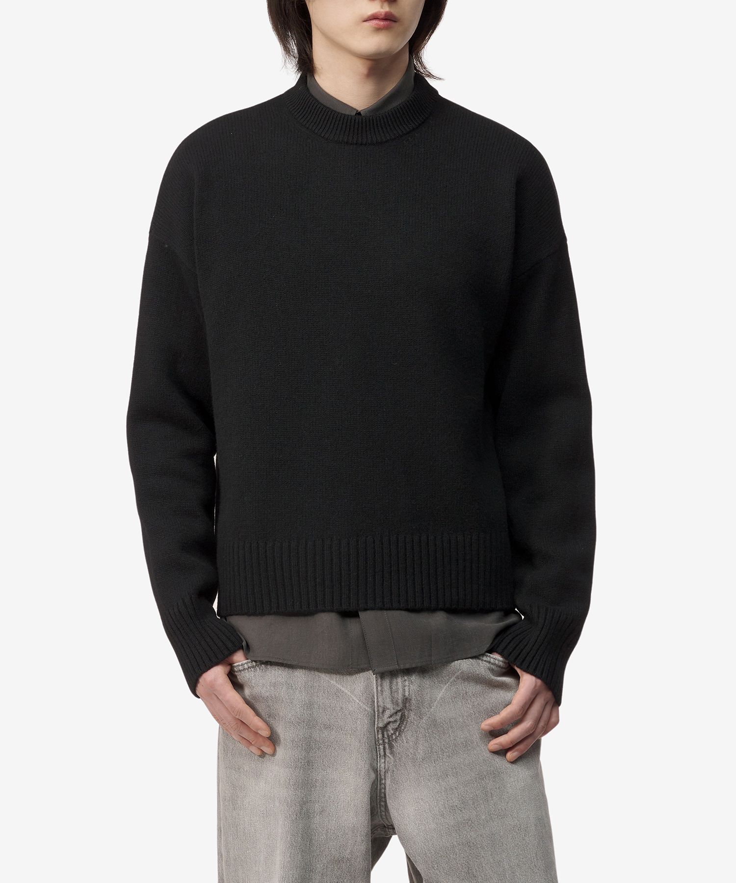 ★★AMI PARIS★★ Crop Crewneck Knit Black UKS034KN0028001 U MUSINSA | AMI Crop Crewneck Knit - Black / UKS034KN0028001