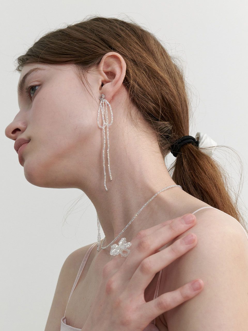 ★人氣★LOVE ME MONSTER★Great Pearl Ribbon Earrings [Ivory] ☆人氣☆LOVE ME MONSTER☆Great Pearl Ribbon Earrings [Ivory]