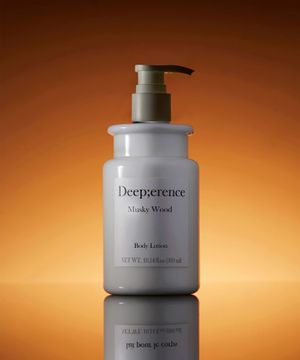 퍼퓸 드 바디로션 300ml [머스키 우드]