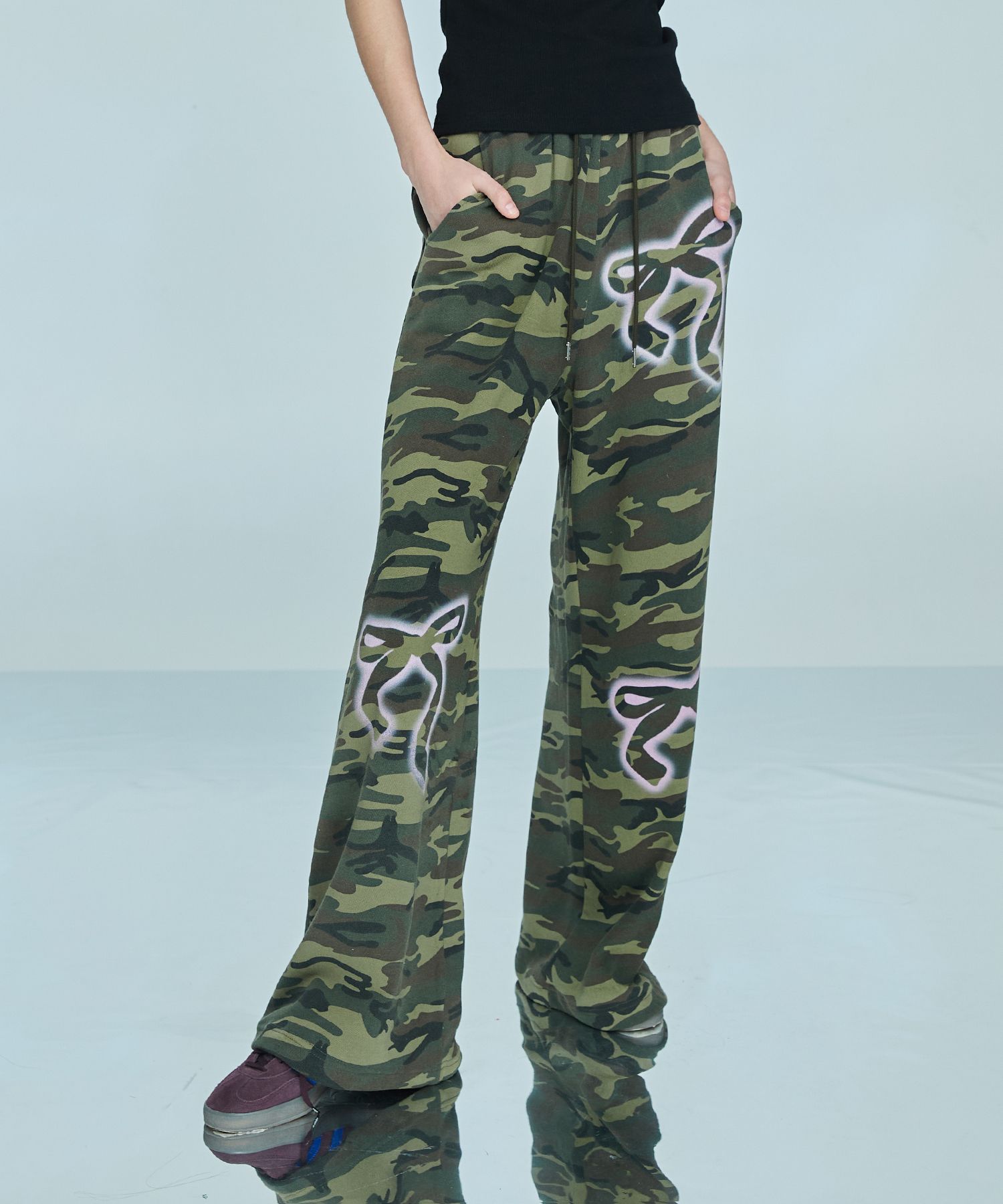 LARTIGENT☆L10 CAMO RIBBON JOGGER PANTS MUSINSA | LARTIGENT L10 CAMO RIBBON JOGGER PANTS(KHAKI)