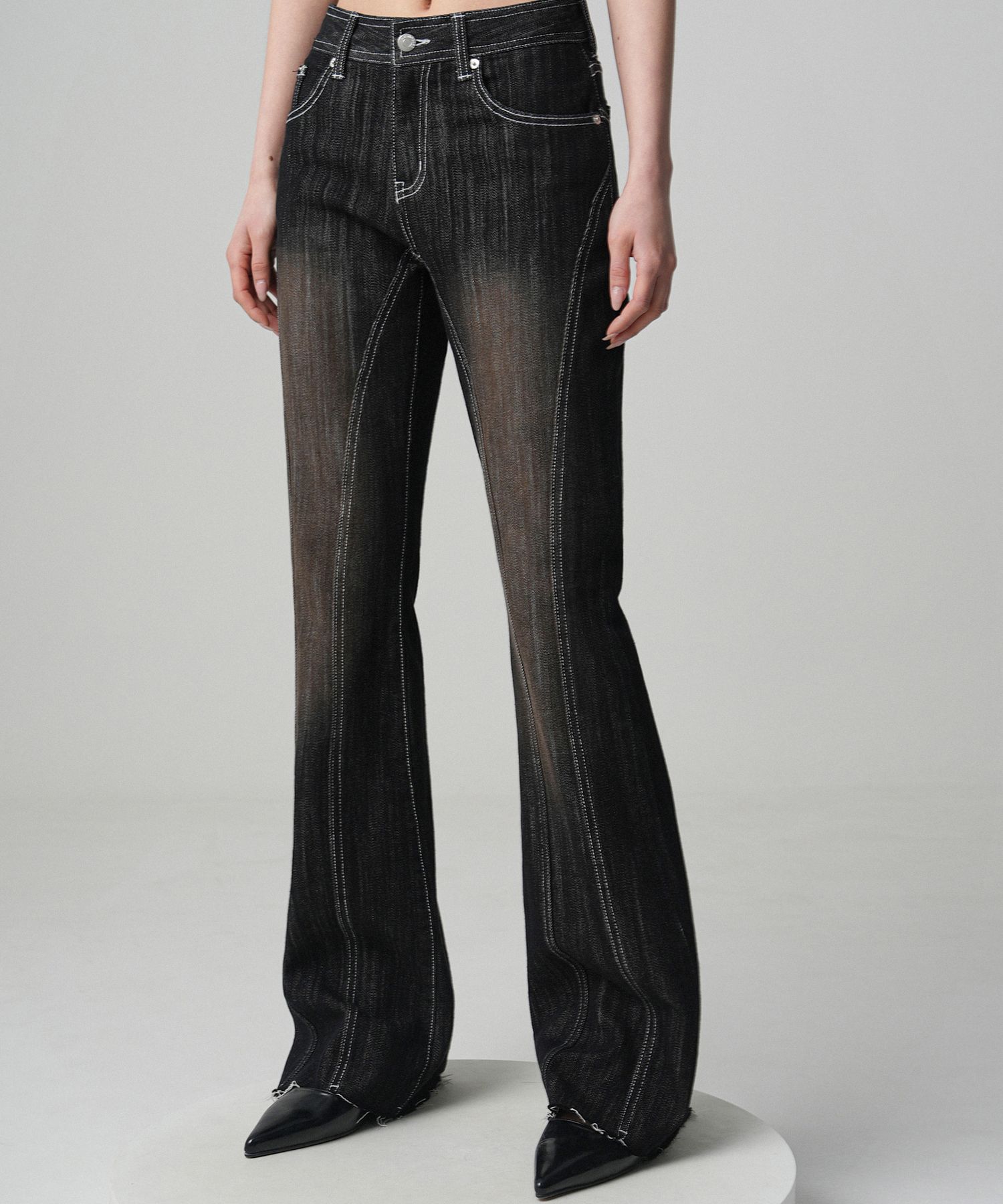 ★2024SS新作★AVANDRESS★Thin Bootscut Pigment Denim Pants MUSINSA | AVANDRESS Thin Bootscut Pants WASHING BLACK