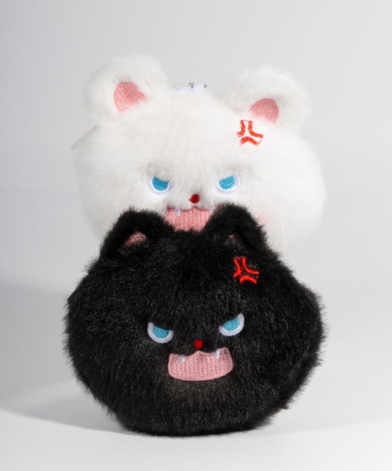 [단종] 볼빤간 토끼와 삐딱한 검은 고양이 키링 + 귀걸이 세트 / STJ-KR009SET