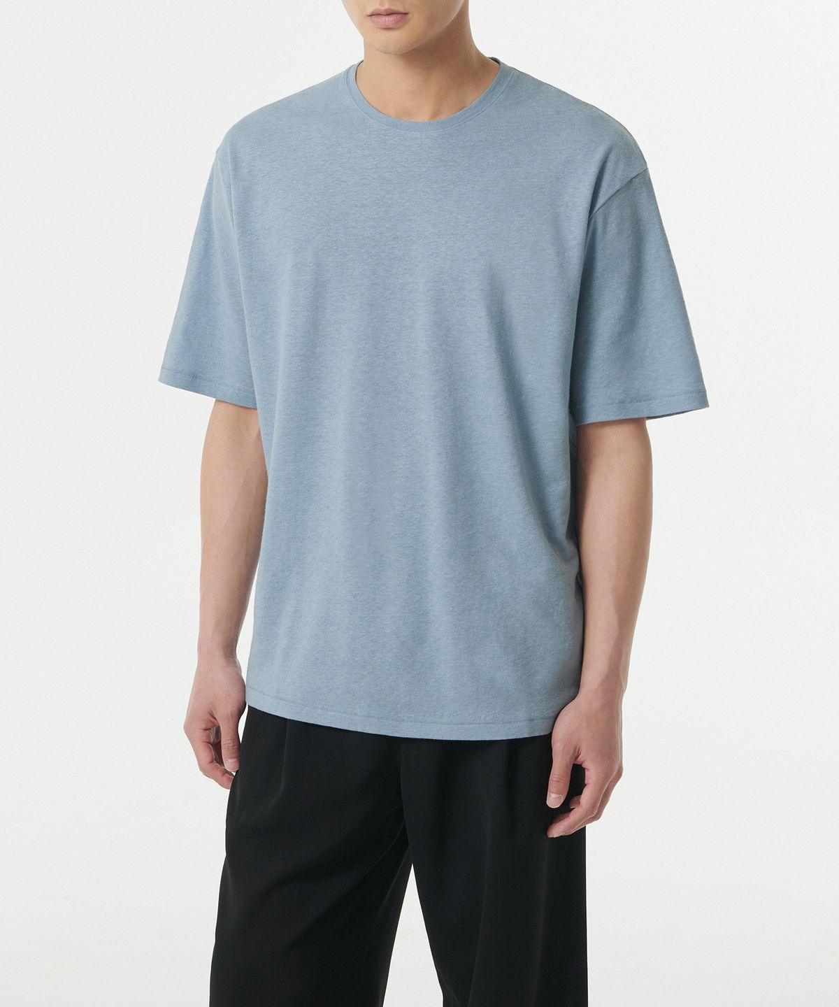 무신사 스탠다드(MUSINSA STANDARD) 린넨 블렌드 릴렉스드 크루 넥 티셔츠 [라이트 블루]