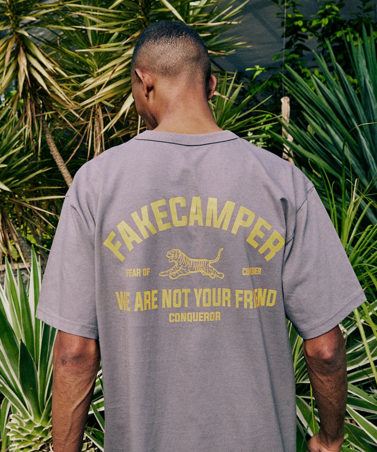 페이크캠퍼(FAKE CAMPER) 타이거 오리지널 빈티지 반팔티셔츠 [CHARCOAL]