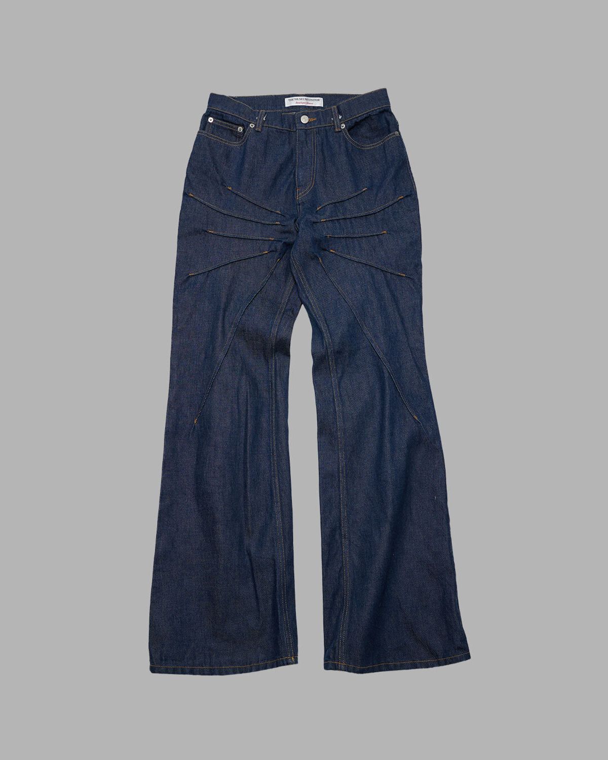 더뮤지엄비지터(THEMUSEUMVISITOR) PINTUCK DETAILED DENIM PANTS (DARK NAVY)