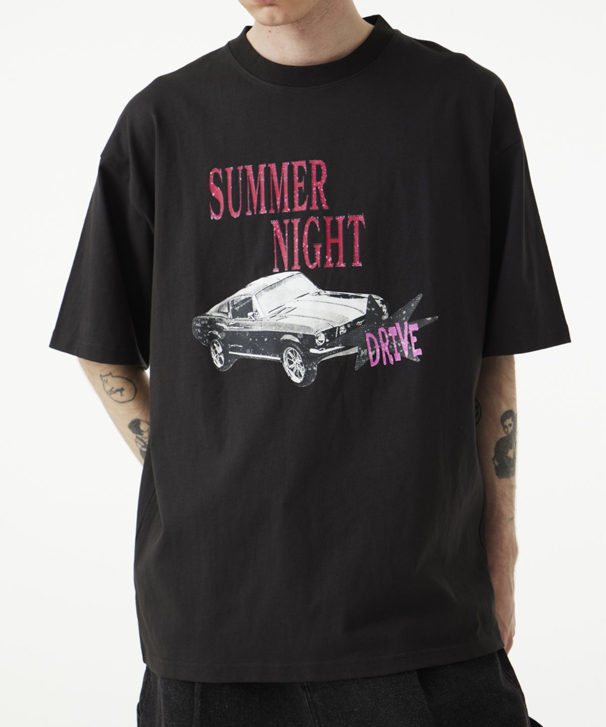 어반에이지(URBANAGE) Summer Night 오버 반팔_차콜