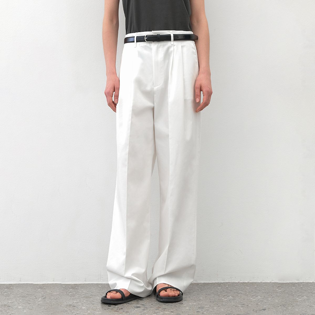 아틀리에 나인(ATELIER NAIN) ESSENTIAL DOUBLE TUCK PANTS S(Z-PT-5551)