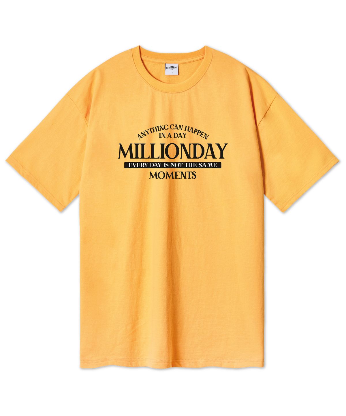밀리언데이(MILLION DAY) MILLION MOMENTS 오버핏 반팔티