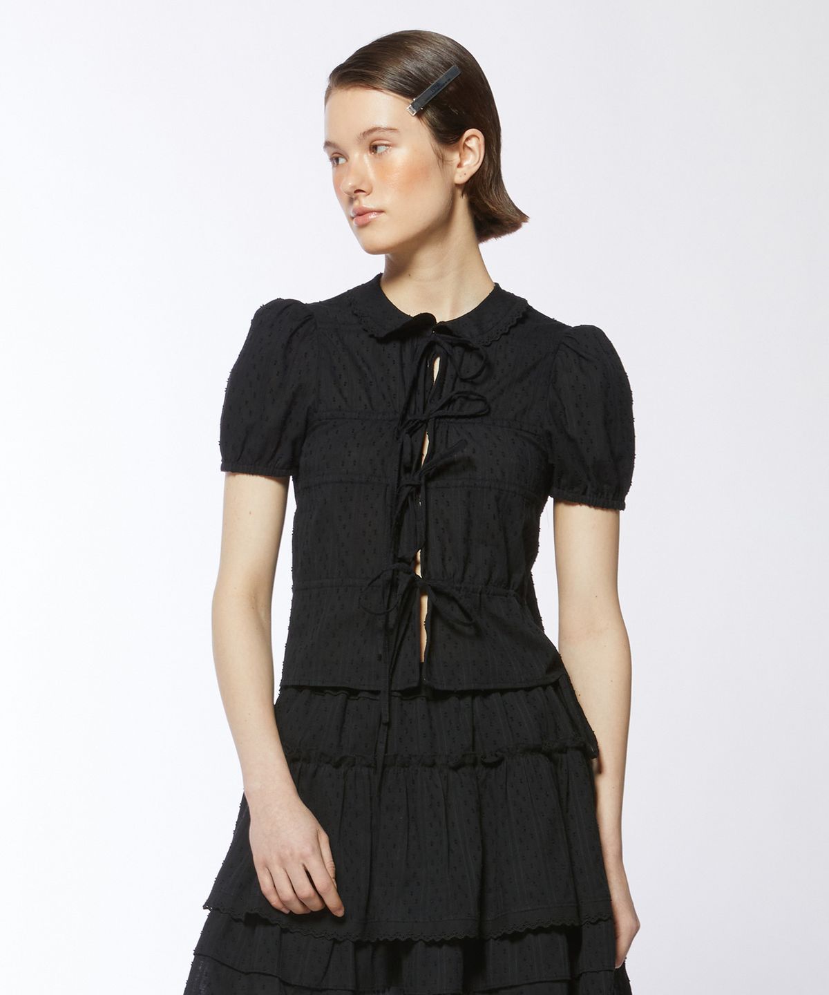 핍펫(PIPPET) Ribbon Strap Lace Collar Blouse (black)